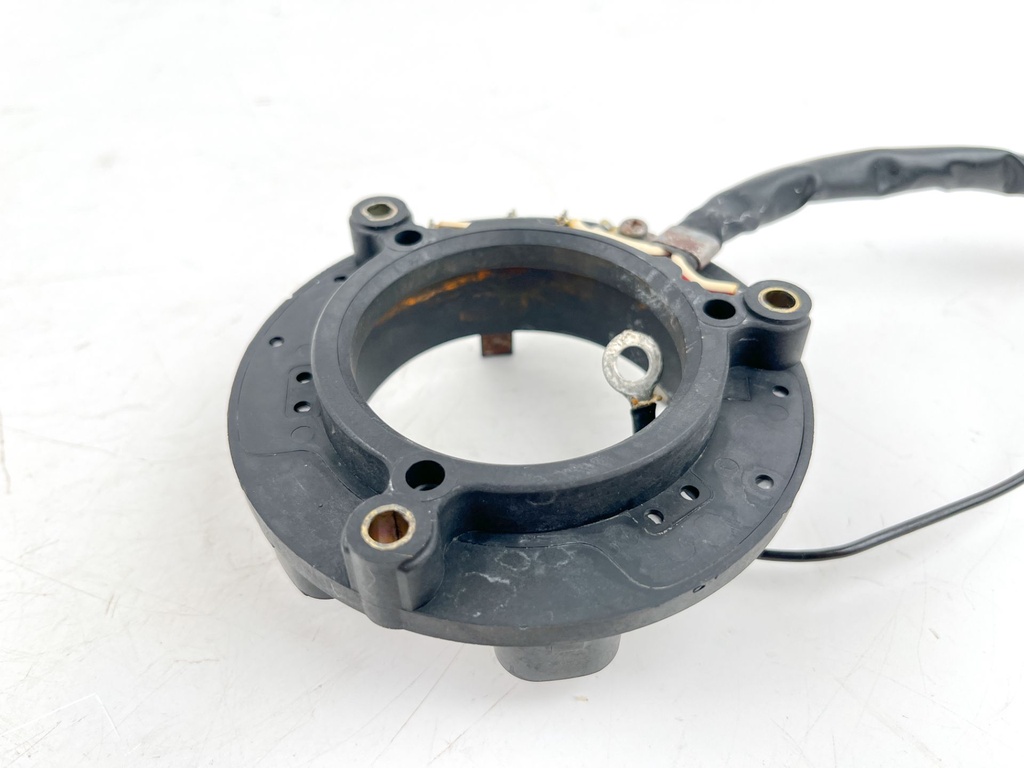 2001 Yamaha 225 HP 2 Stroke Outboard Coil Pulser 61A-85580-01-00 OEM