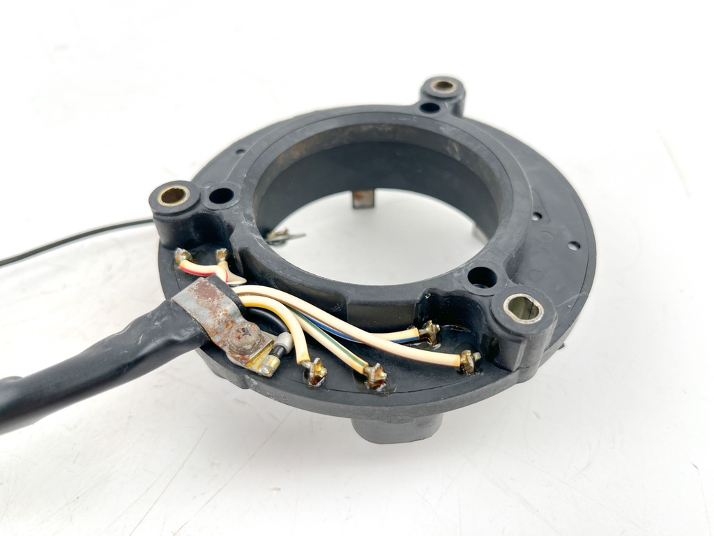 2001 Yamaha 225 HP 2 Stroke Outboard Coil Pulser 61A-85580-01-00 OEM