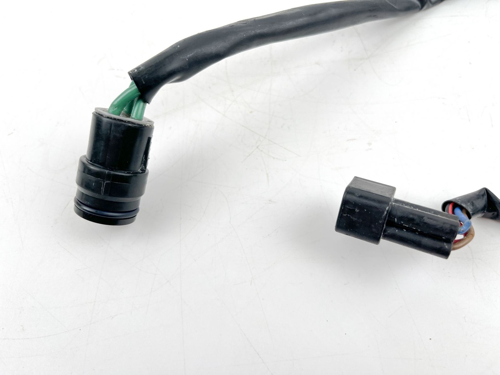 2001 Yamaha 225 HP 2 Stroke Outboard Stator Assembly 61A-85510-02-00 OEM