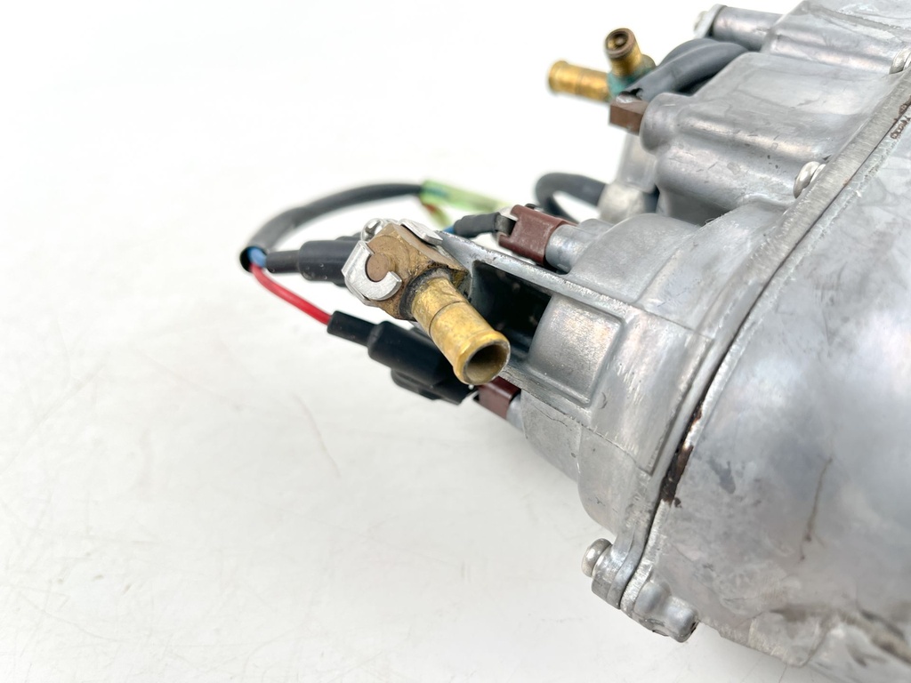 2001 Yamaha 225 HP 2 Stroke HPDI VST Float Chamber Assembly 66K-14980-00-00