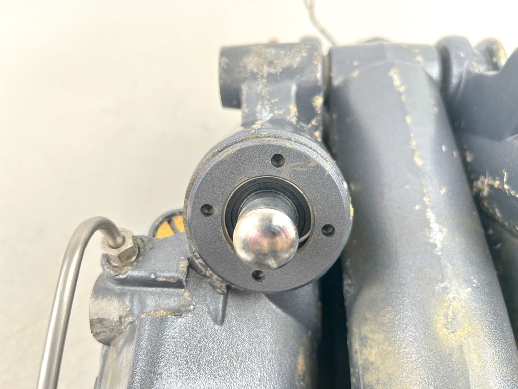 2001 Yamaha 225 HP 2 Stroke Outboard Power Trim Tilt Unit 61A-43800-25-4D - Repair