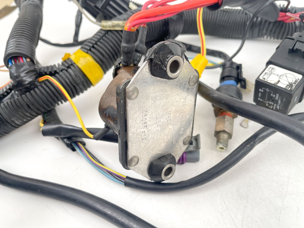 2001 Mercury 225 HP 2 Stroke Outboard Engine Wire Harness 878082T4 OEM