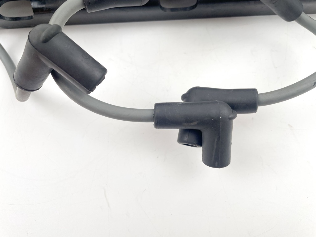 2001 Mercury 225 HP 2 Stroke Outboard Ignition Coil Set W/ Plate 856991A1 OEM