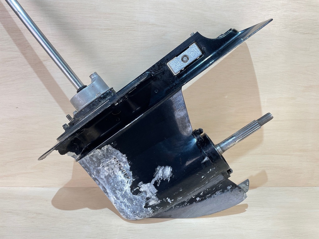 2007 Mercury 90HP Optimax Lower Unit Gearcase 20" Shaft - Damaged