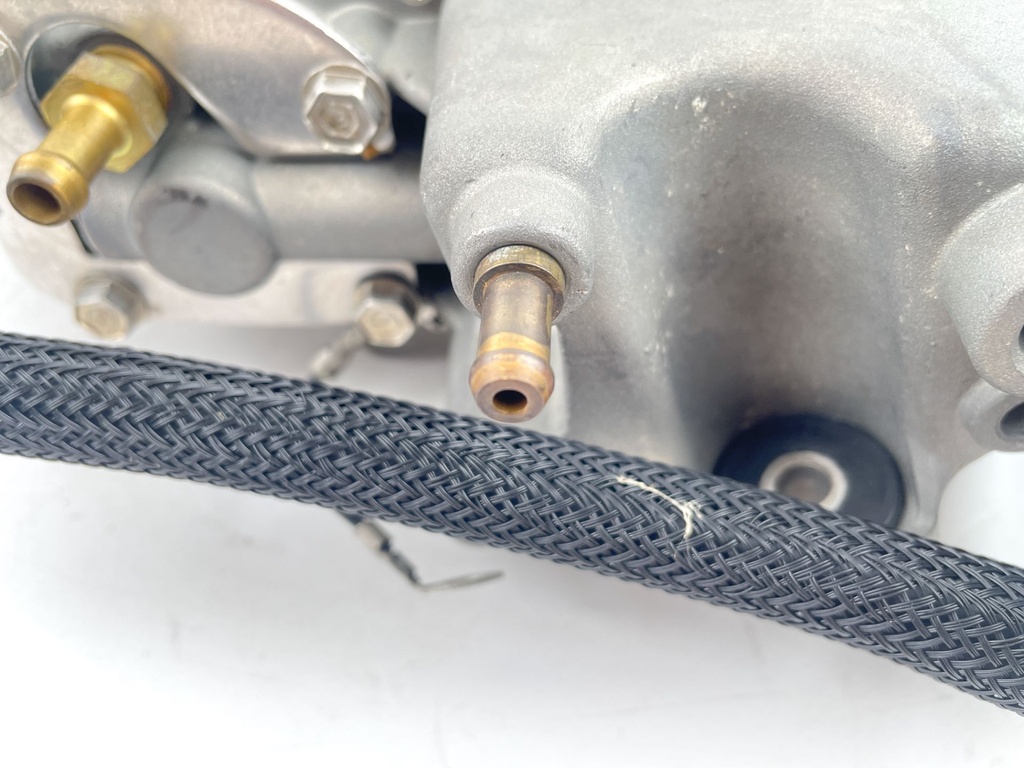 2001 Mercury 225 HP 2 Stroke Outboard Vapor Separator Tank VST 855432A2 OEM