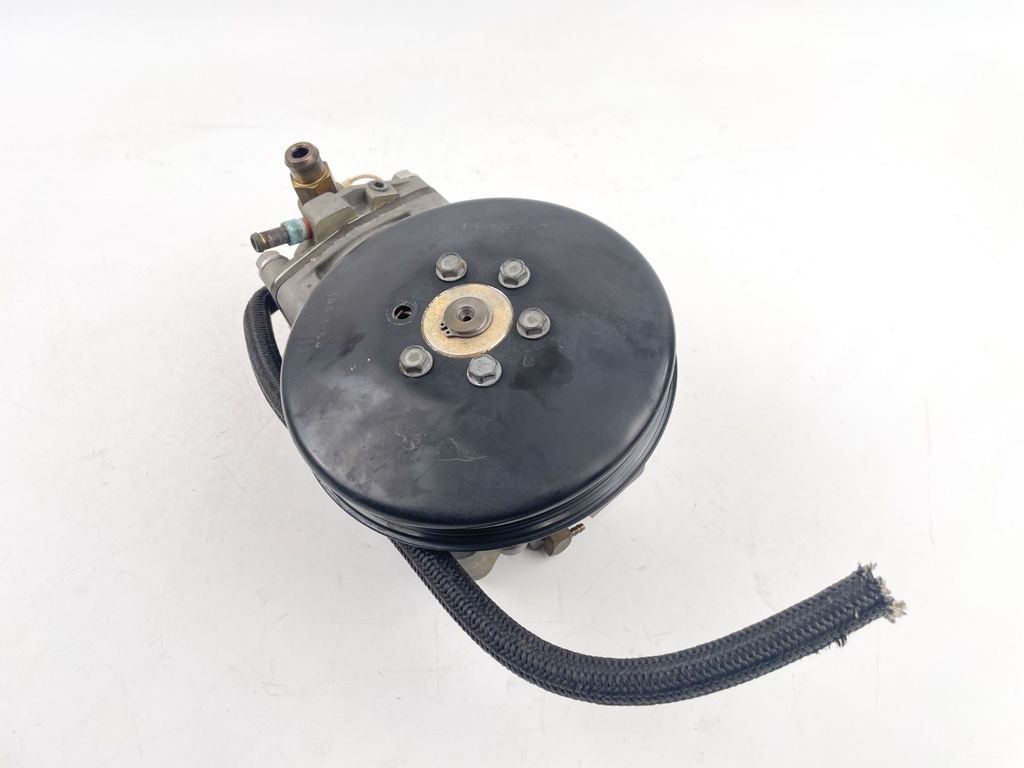 2001 Mercury 225 HP 2 Stroke Outboard Air Compressor Assembly 828123T15 OEM