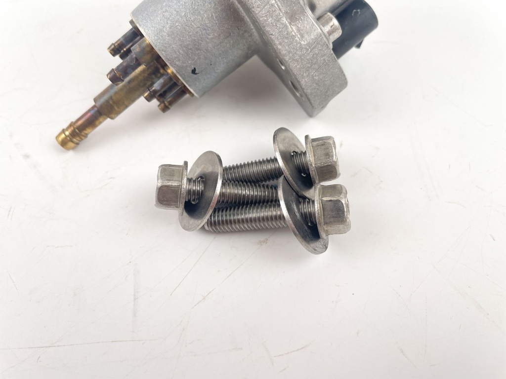 2001 Mercury 225 HP 2 Stroke Outboard Oil Pump 857149T2 OEM