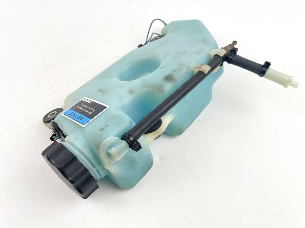 2001 Mercury 225 HP 2 Stroke Outboard Oil Tank 830889A4 OEM