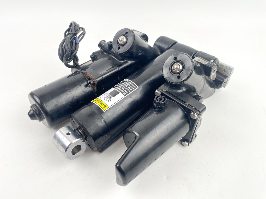 2001 Mercury 225 HP 2 Stroke Outboard Power Trim Tilt Unit 8M0168222 OEM
