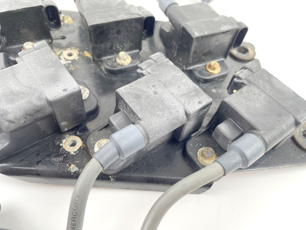 2003 Mercury 200 HP 2 Stroke Outboard Ignition Coil Set W/ Plate 827509T7 OEM