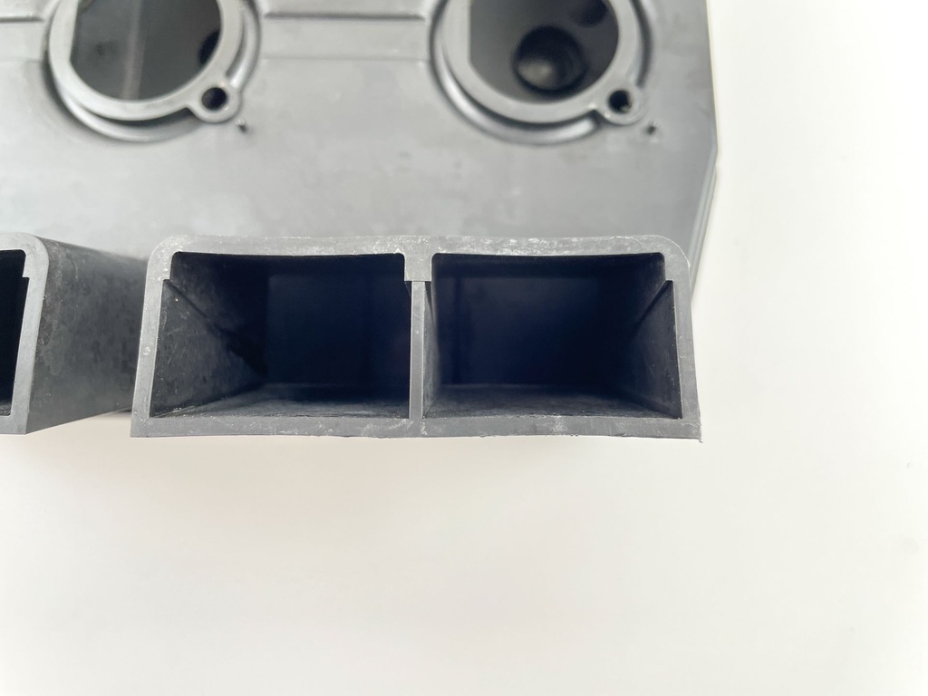 2003 Mercury 200 HP 2 Stroke Outboard Intake Sound Attenuator Assembly 817495A1 OEM