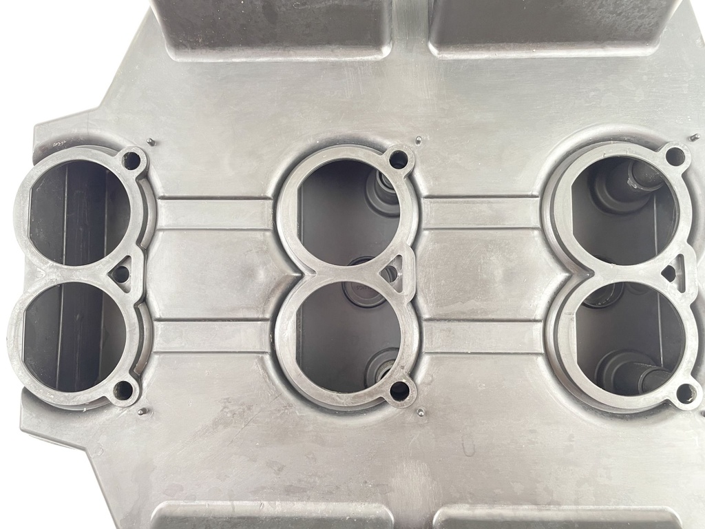 2003 Mercury 200 HP 2 Stroke Outboard Intake Sound Attenuator Assembly 817495A1 OEM