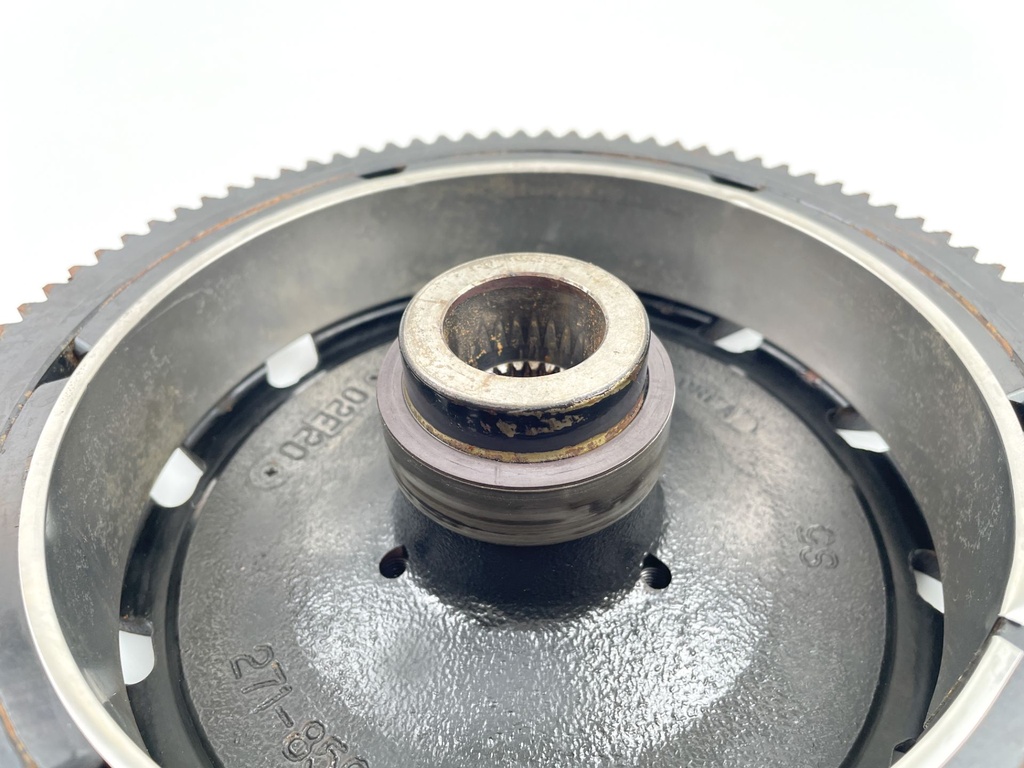 2003 Mercury 200 HP 2 Stroke Outboard Engine Flywheel Assembly 859238T4 OEM