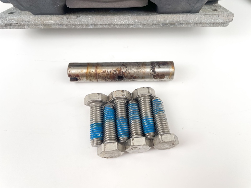 2003 Mercury 200 HP 2 Stroke Outboard Power Trim Tilt Unit 855998A3 Parts