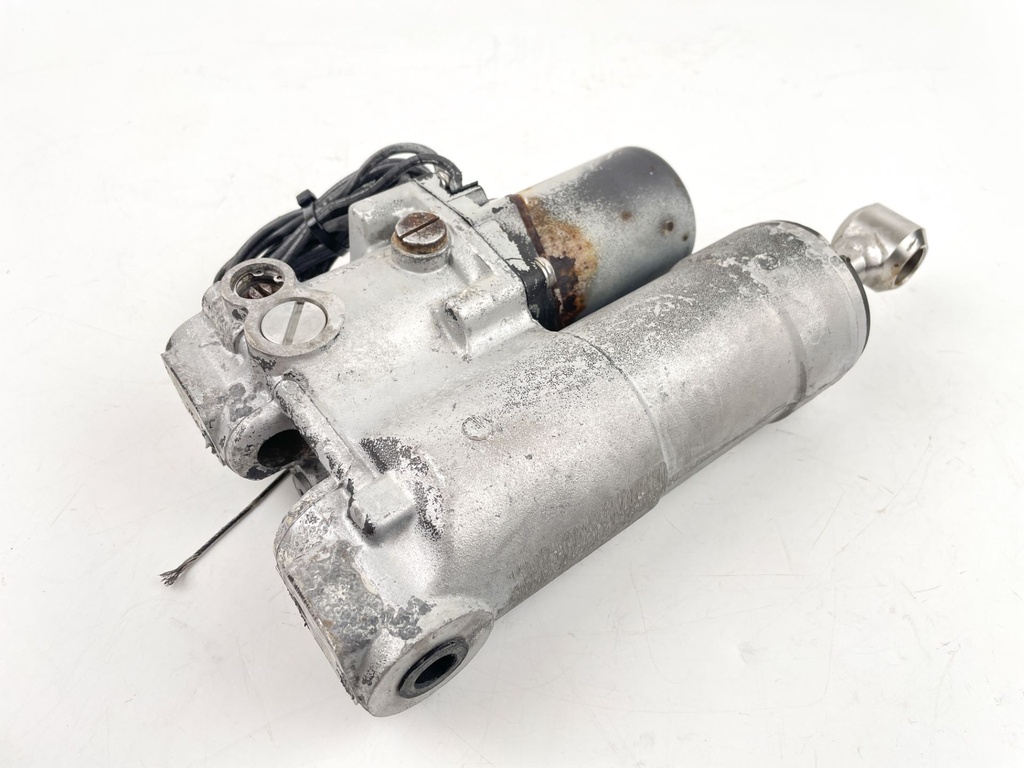Johnson Evinrude 40 48 50 HP Power Trim & Tilt Unit 0438135 0435903