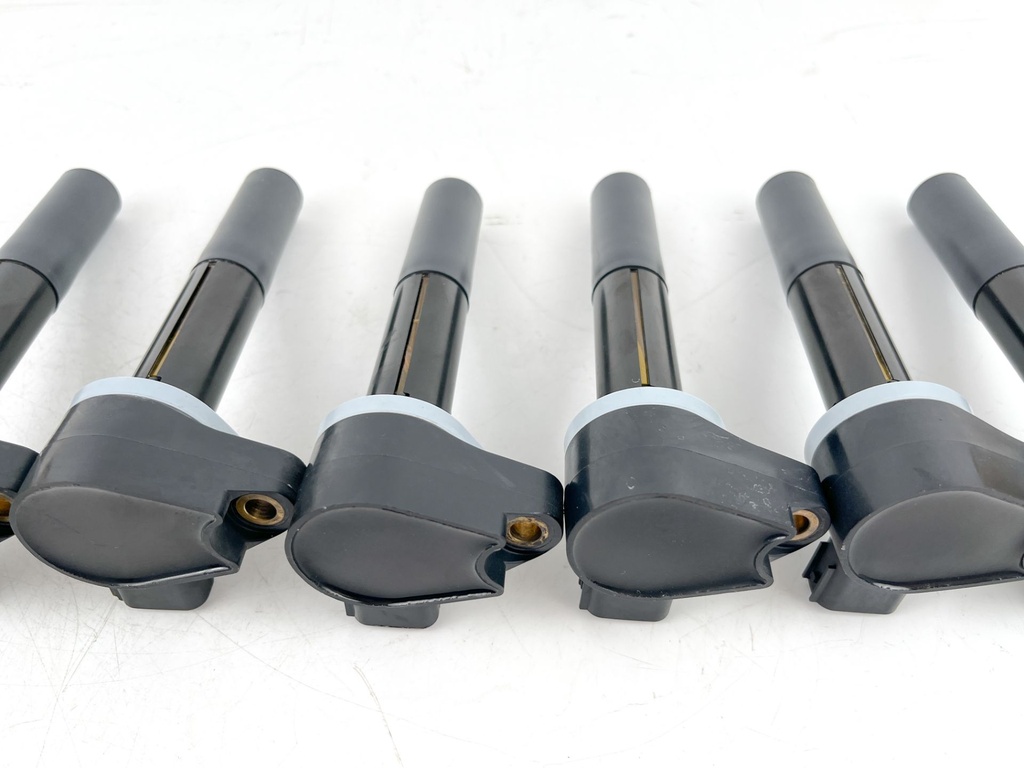 Mercury 250 HP 4 Stroke Verado Outboard Ignition Coil Set 880615T01 OEM