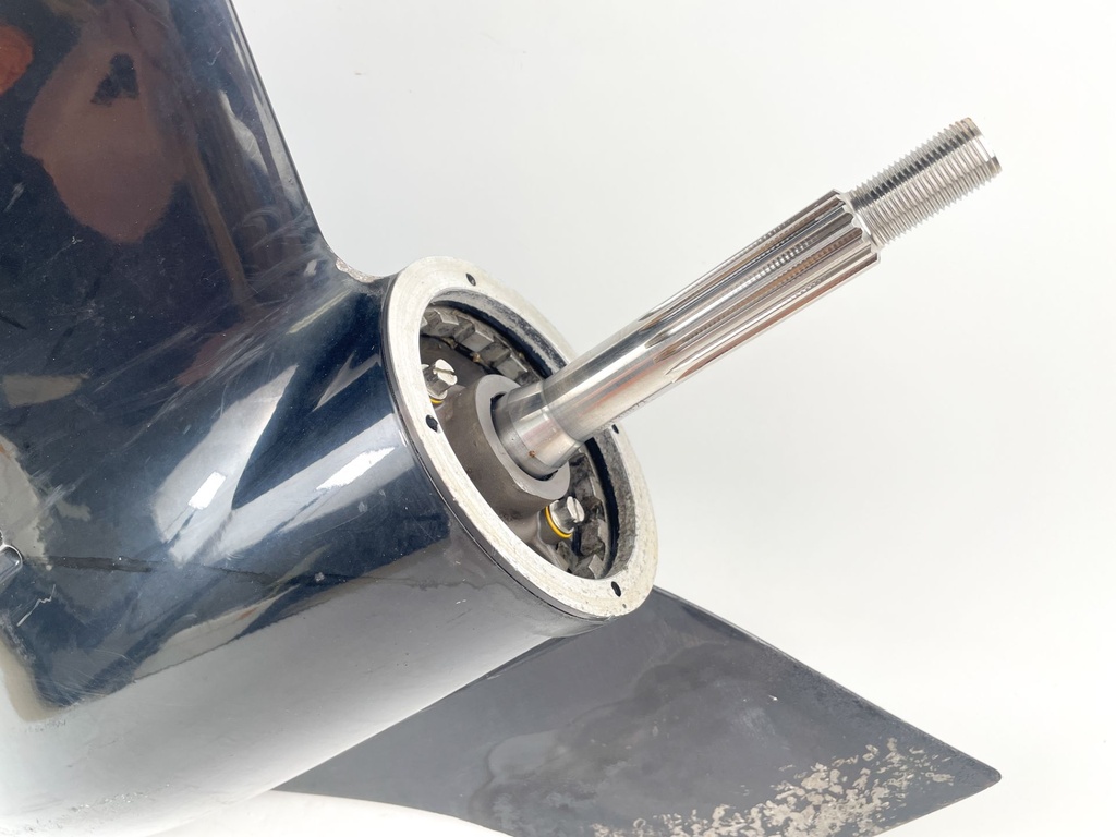 2006 Mercury 275 HP 4 Stroke Verado 30" XXL Lower Unit Gear Case 880686T16