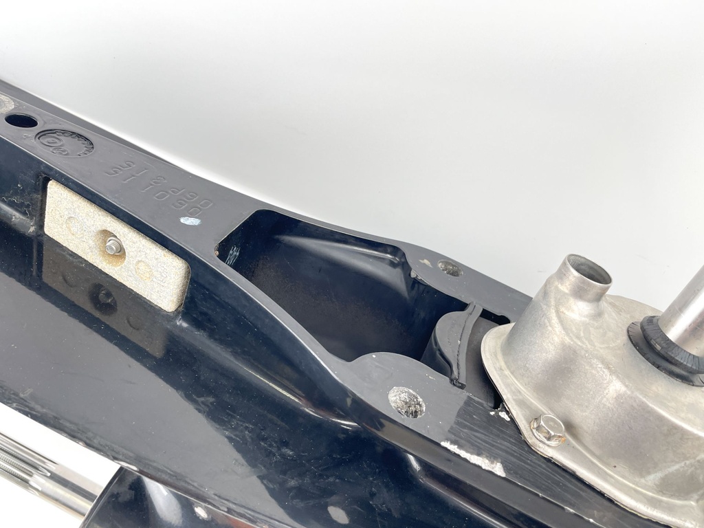 2006 Mercury 275 HP 4 Stroke Verado 30" XXL Lower Unit Gear Case 880686T16