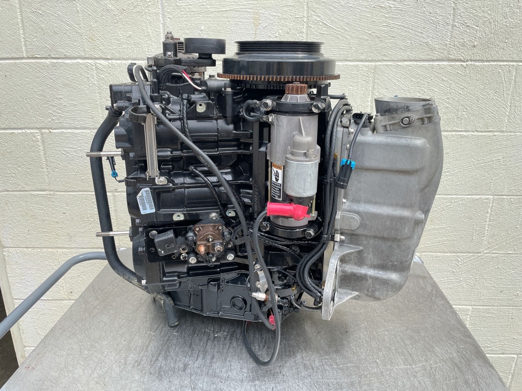 2003 Mercury 200 HP 2 Stroke Outboard Optimax Powerhead 854198A03 OEM