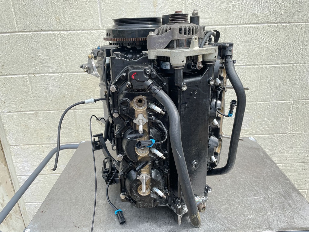 2003 Mercury 200 HP 2 Stroke Outboard Optimax Powerhead 854198A03 OEM