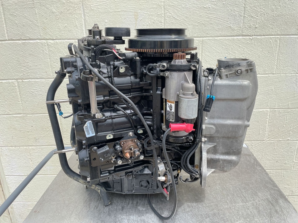 2003 Mercury 200 HP 2 Stroke Outboard Optimax Powerhead 854198A03 OEM