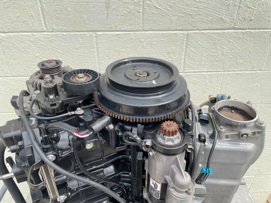 2003 Mercury 200 HP 2 Stroke Outboard Optimax Powerhead 854198A03 OEM