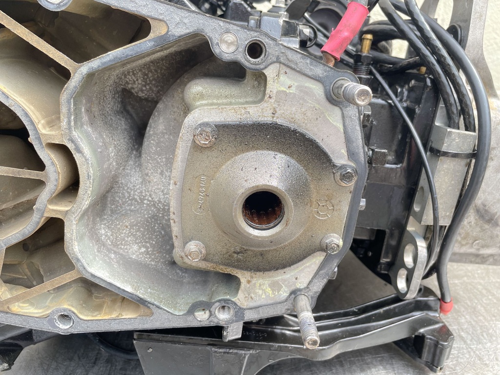 2003 Mercury 200 HP 2 Stroke Outboard Optimax Powerhead 854198A03 OEM