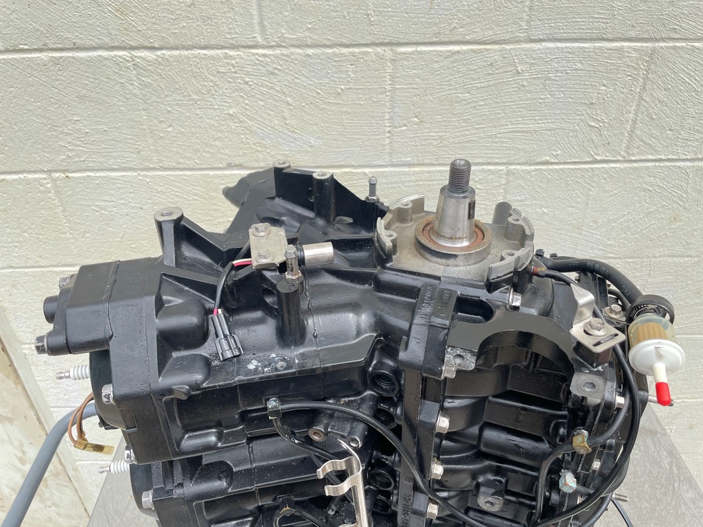 1999 Mercury 225 HP 2 Stroke Outboard Powerhead 809794A97 OEM