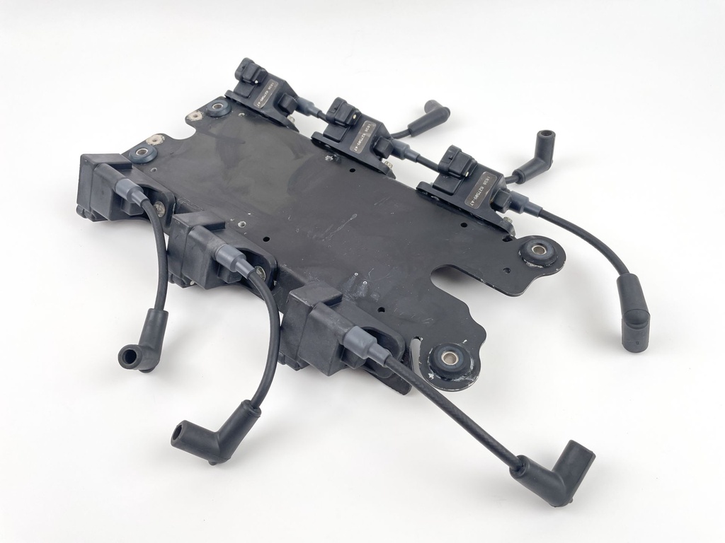 1999 Mercury 225 HP 2 Stroke Outboard Ignition Coil Set W/ Plate 827509T7 OEM