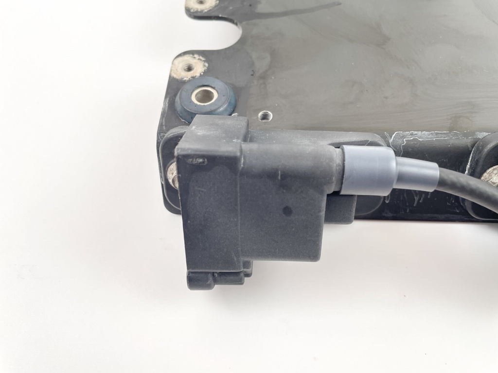 1999 Mercury 225 HP 2 Stroke Outboard Ignition Coil Set W/ Plate 827509T7 OEM