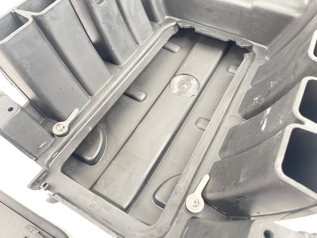 1999 Mercury 225 HP 2 Stroke Outboard Mount Attenuator Assembly 8184441 OEM