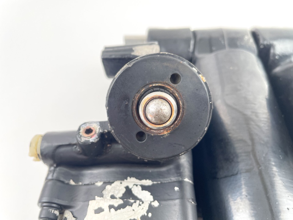 1999 Mercury 225 HP 2 Stroke Outboard Power Trim Tilt Unit 855998A11 OEM