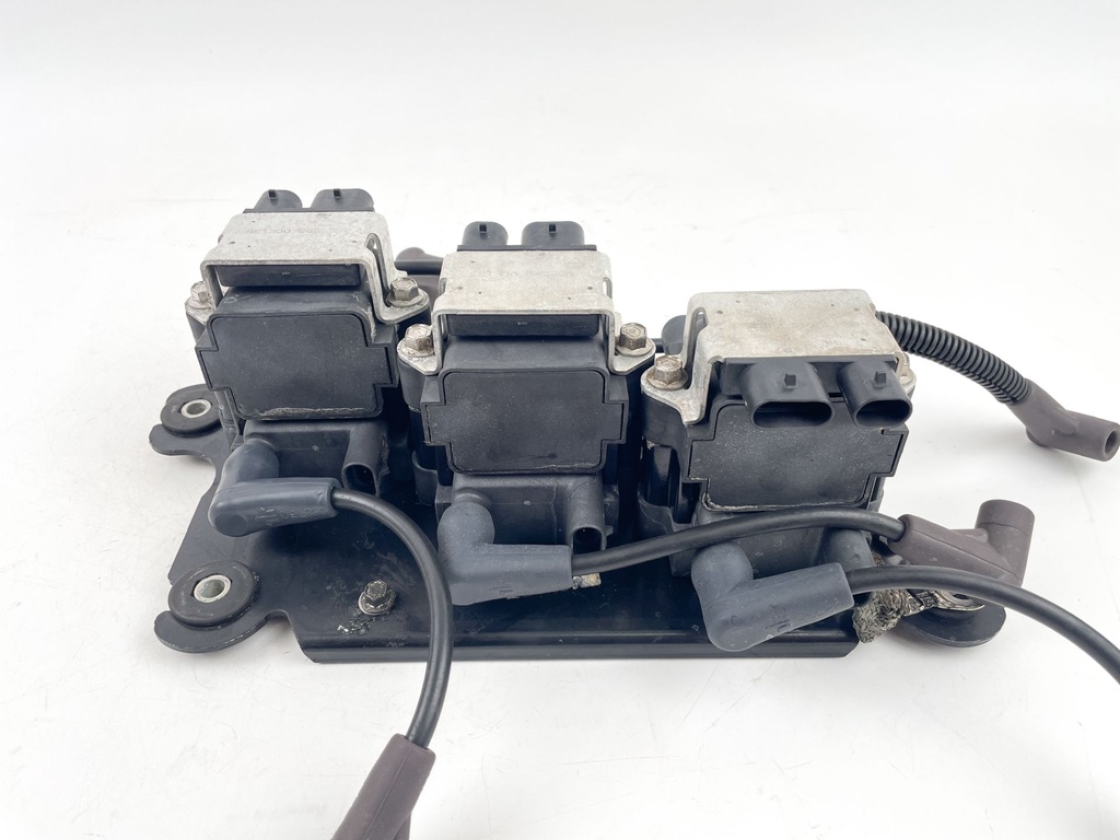 2001 Mercury 150 HP 2 Stroke Outboard Ignition Coil Set W/ Plate 856991A1 OEM