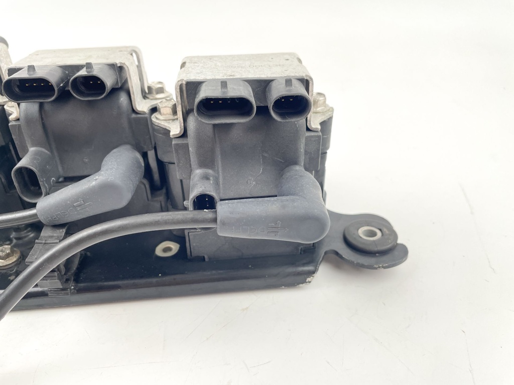 2001 Mercury 150 HP 2 Stroke Outboard Ignition Coil Set W/ Plate 856991A1 OEM