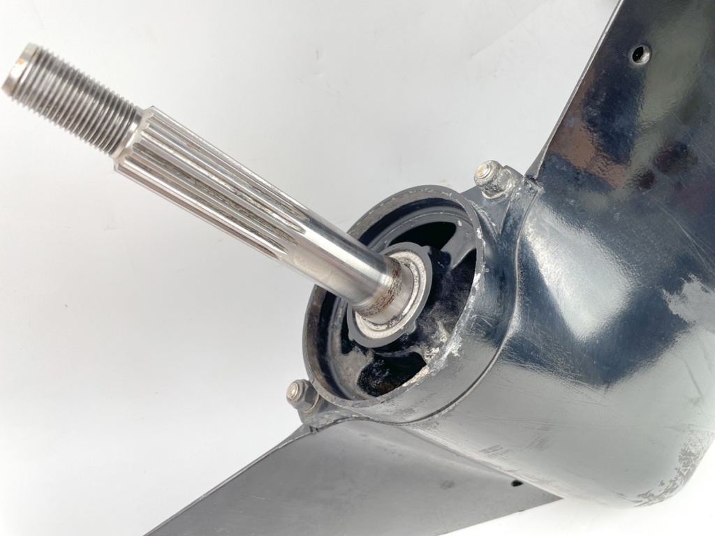 2006 Mercury 115 HP 2 Stroke Outboard Lower Unit Gear Case 9011J33 OEM