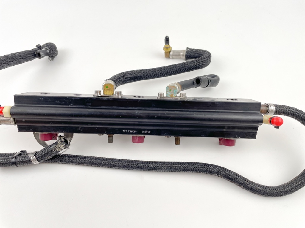 2006 Mercury 115 HP 2 Stroke Outboard Fuel Injector Set W/ Rail 804528 OEM