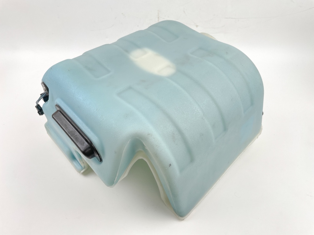 2006 Mercury 115 HP 2 Stroke Outboard Oil Tank 879844T04 OEM