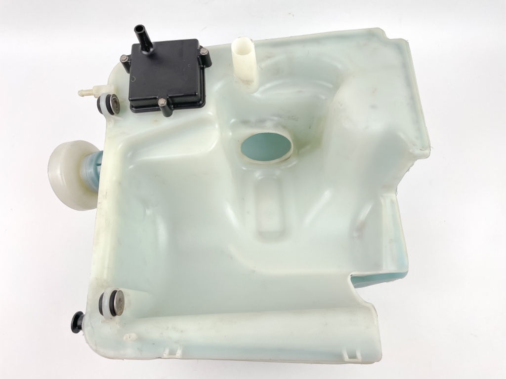 2006 Mercury 115 HP 2 Stroke Outboard Oil Tank 879844T04 OEM