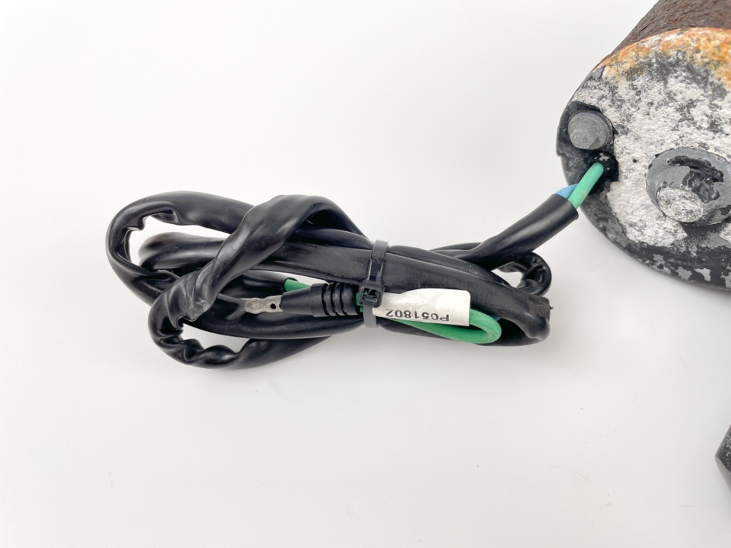 2006 Mercury 115 HP 2 Stroke Outboard Power Trim Tilt Unit 830250T5 OEM