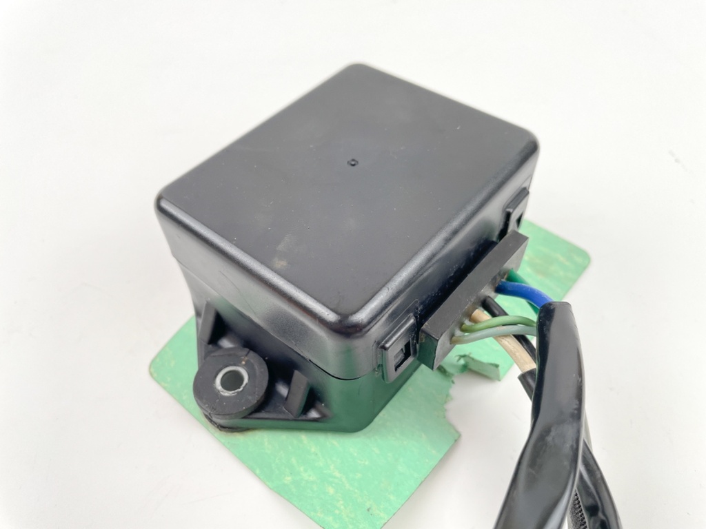 Honda 115 130 HP 4 Stroke Outboard Power Trim Tilt Relay Unit 38550-ZW5-003