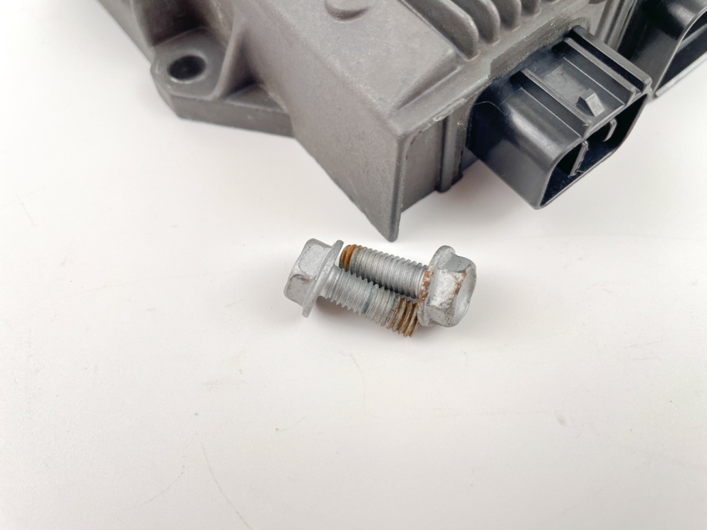 1999-2006 Honda 115 130HP 4 Stroke Outboard Electronic Control Unit ECU 34750-ZW5-043