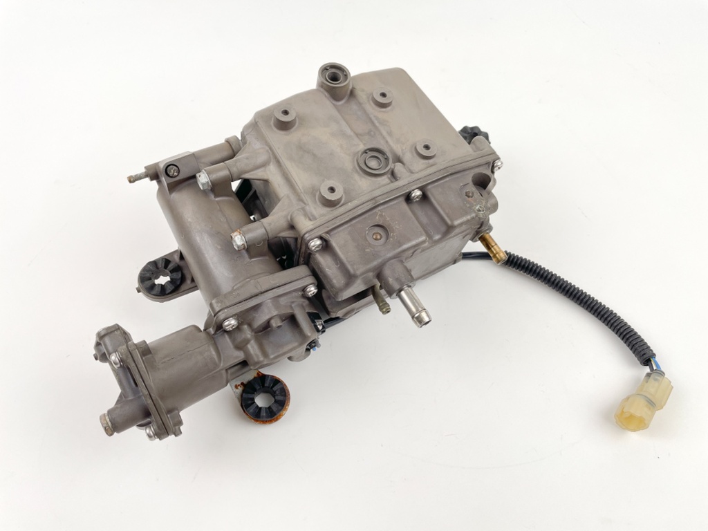 2004 Honda 130 HP 4 Stroke Outboard Vapor Separator Tank VST 16730-ZW5-033 OEM