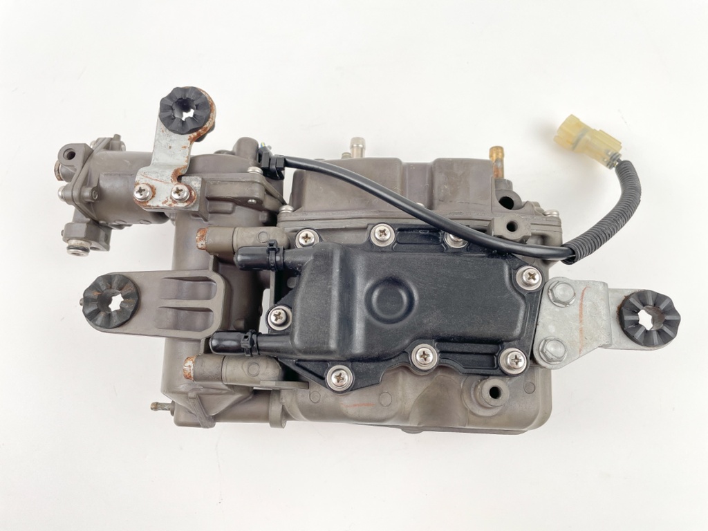 2004 Honda 130 HP 4 Stroke Outboard Vapor Separator Tank VST 16730-ZW5-033 OEM