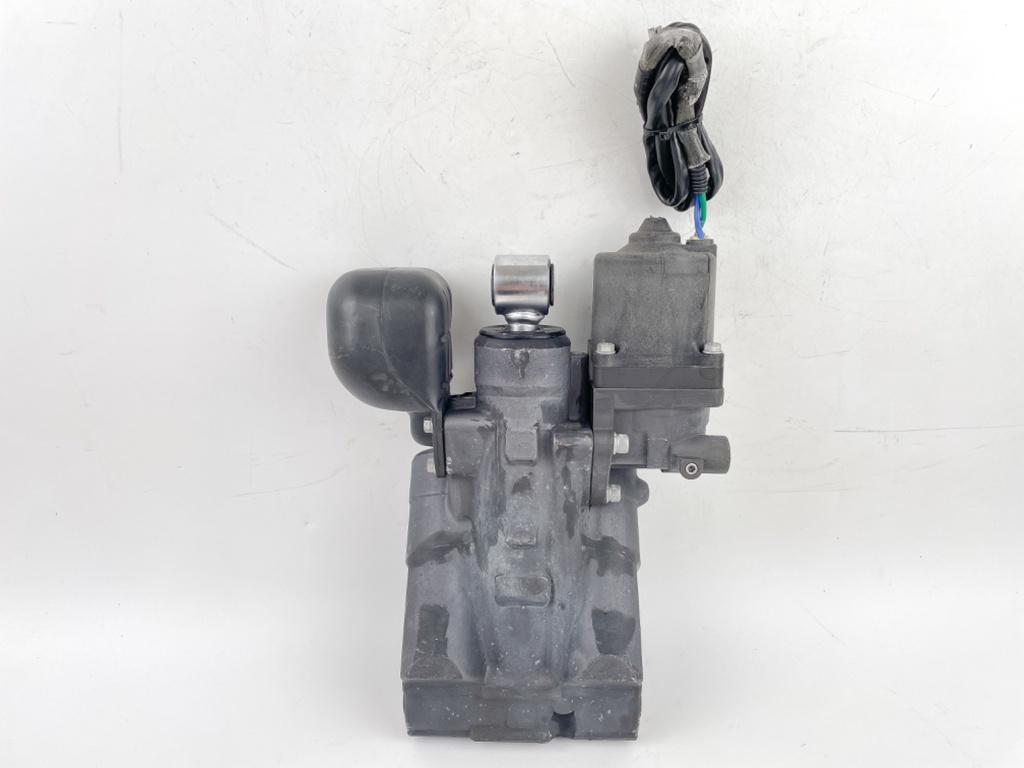 1999 & Up Honda Outboard 75 90 115 130 HP Power Trim Tilt Unit Assembly 56000-ZW1-708