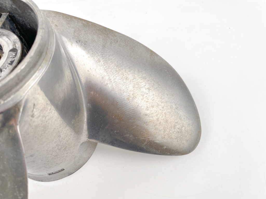 Yamaha Outboard Stainless Steel Propeller 15 1/4 X 17 17-M 3 Blade Standard