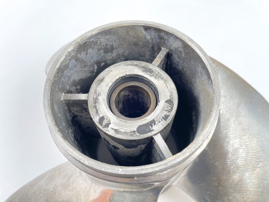 Yamaha Outboard Stainless Steel Propeller 15 1/4 X 17 17-M 3 Blade Standard