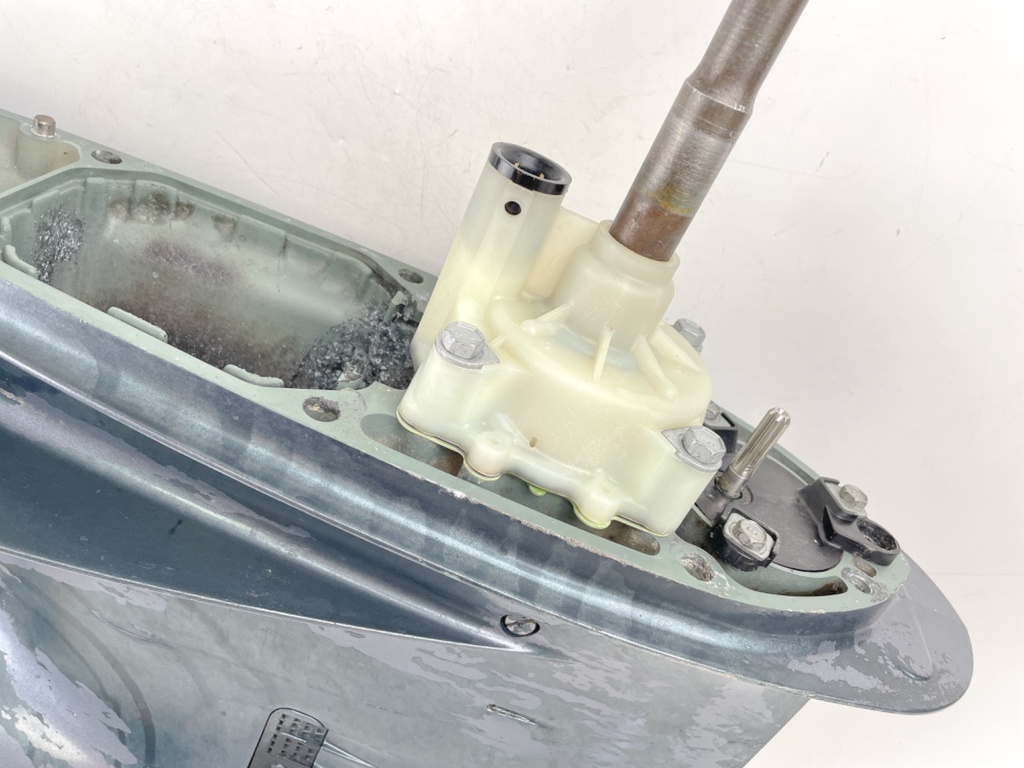 69J-45300-22-8D Yamaha 200 225 HP 25" XL Lower Unit Gear Case RH 2002-2015 - Resealed