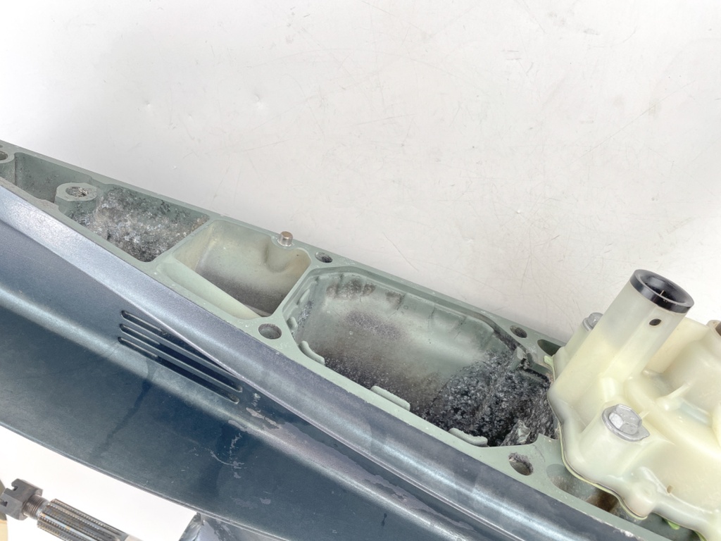 69J-45300-22-8D Yamaha 200 225 HP 25" XL Lower Unit Gear Case RH 2002-2015 - Resealed