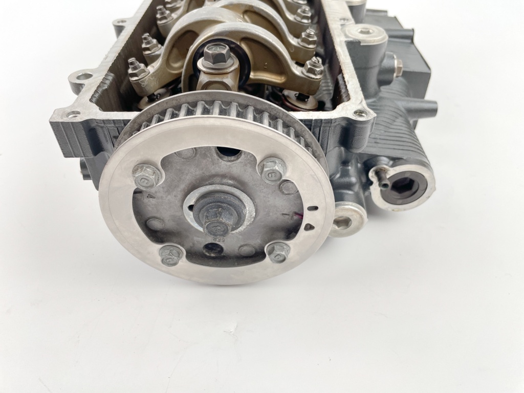 2018 Yamaha 90 HP 4 Stroke Outboard Cylinder Head 6FP-W009A-00-9S - For Repair