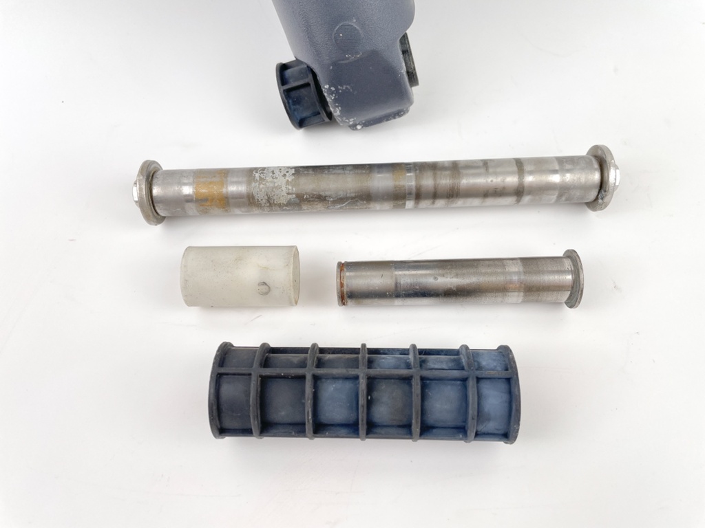 2005 + 50 60 HP Yamaha 4 Stroke Power Trim Tilt Unit Assembly 6C5-43800-01-8D